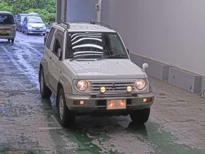Mitsubishi PAJERO JR
