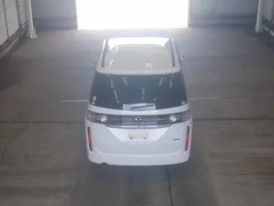 Mazda BIANTE