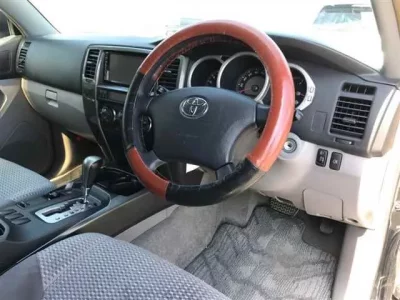 Toyota HILUX SURF