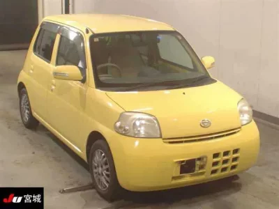 Daihatsu Esse
