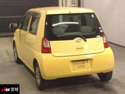 Daihatsu Esse