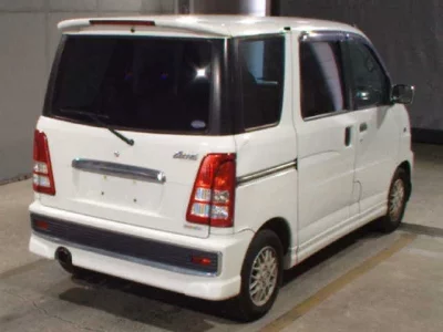 Daihatsu Atrai Wagon