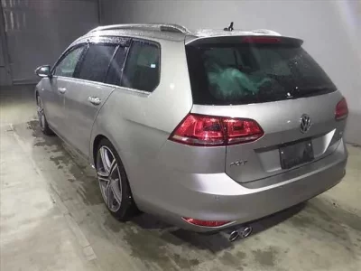 Volkswagen GOLF VARIANT