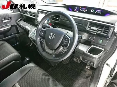 Honda STEP WAGON
