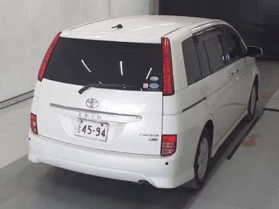 Toyota ISIS
