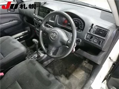 Toyota SUCCEED