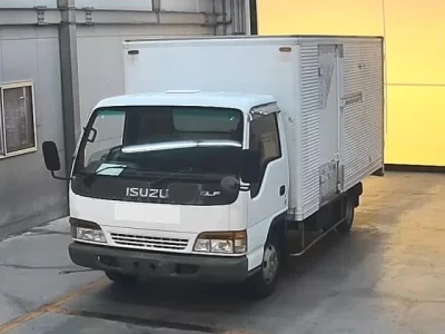 Isuzu ELF