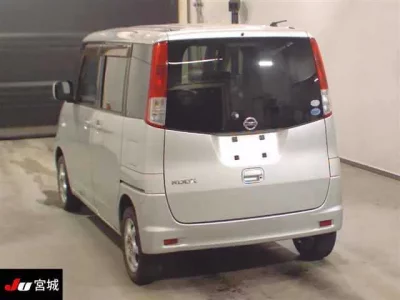 Nissan ROOX