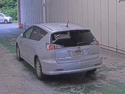 Toyota CALDINA