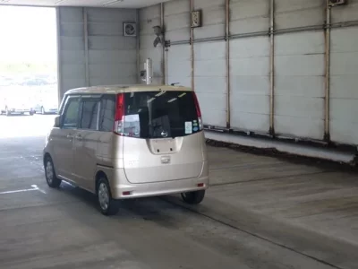 Nissan ROOX