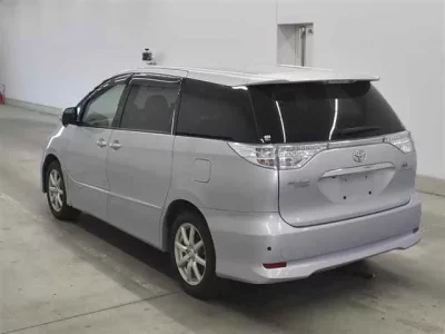 Toyota ESTIMA HYBRID
