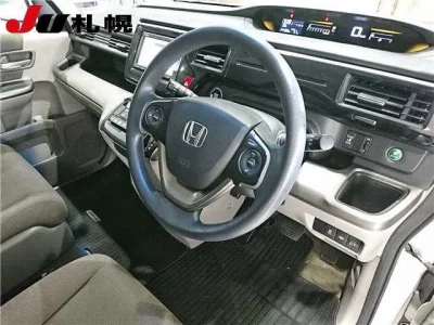 Honda STEP WAGON