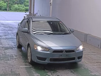 Mitsubishi GALANT FORTIS