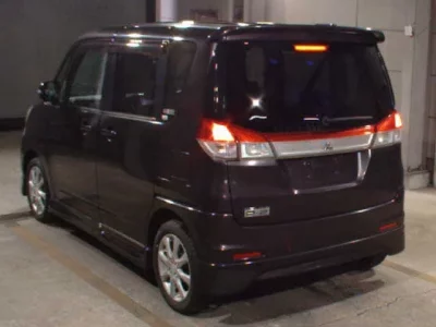 Mitsubishi DELICA D2