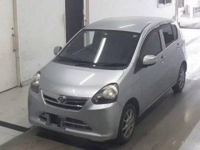 Daihatsu MIRA E S