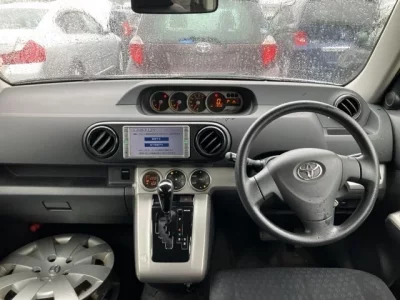Toyota COROLLA RUMION