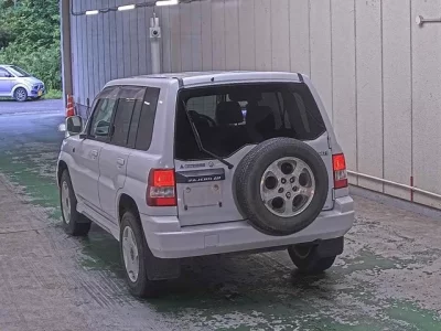 Mitsubishi PAJERO IO