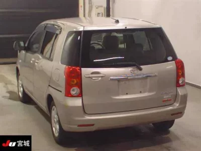 Toyota RAUM