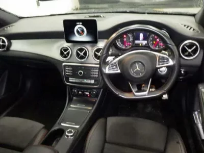 Mercedes-Benz CLA CLASS