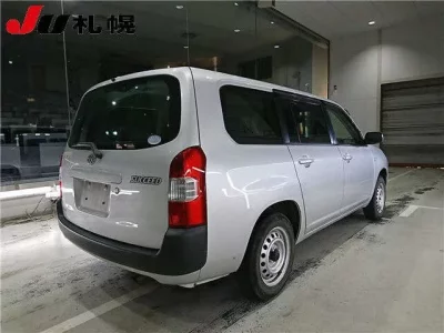 Toyota SUCCEED
