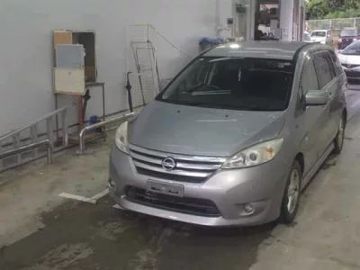 Nissan LAFESTA