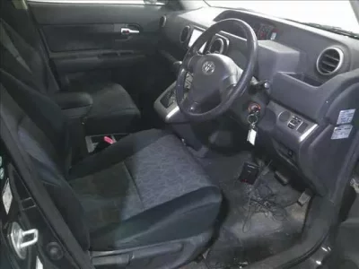 Toyota COROLLA RUMION