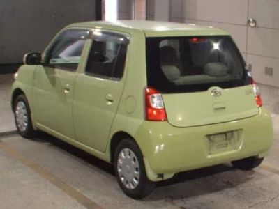 Daihatsu Esse