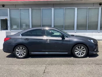 Subaru LEGACY B4