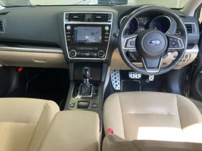 Subaru LEGACY B4