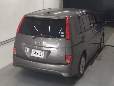 Toyota ISIS