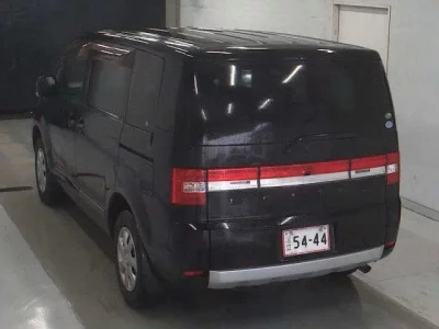 Mitsubishi DELICA D5