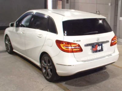 Mercedes-Benz B CLASS