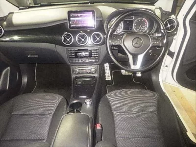 Mercedes-Benz B CLASS