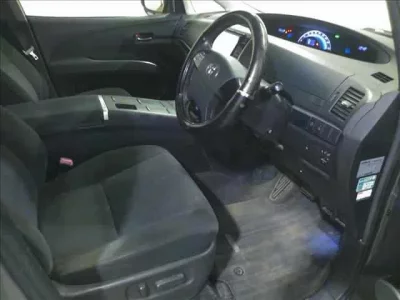 Toyota ESTIMA HYBRID