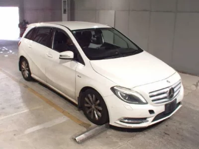 Mercedes-Benz B CLASS