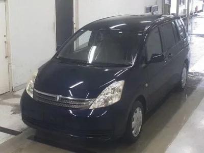 Toyota ISIS