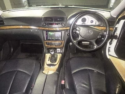 Mercedes-Benz E CLASS WAGON