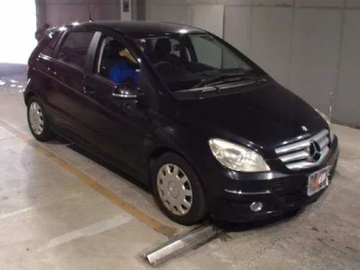 Mercedes-Benz B CLASS
