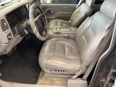 GM CHEVROLET SUBURBAN
