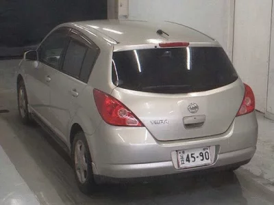 Nissan TIIDA