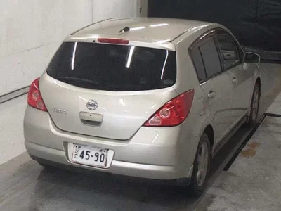 Nissan TIIDA