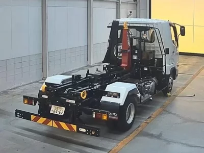 Mitsubishi FUSO FIGHTER