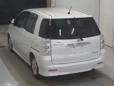 Toyota RAUM
