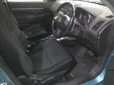 Mitsubishi RVR