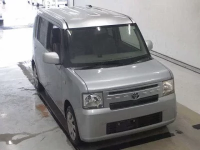 Toyota PIXIS SPACE