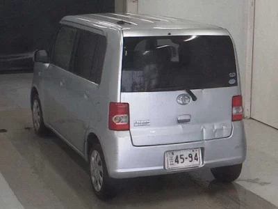 Toyota PIXIS SPACE