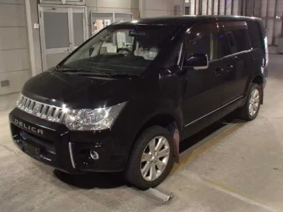 Mitsubishi DELICA D5
