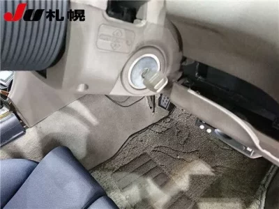 Nissan LAUREL