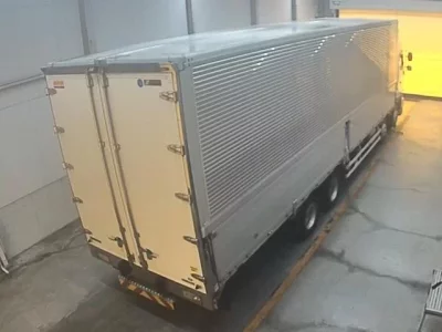 Hino TRUCK