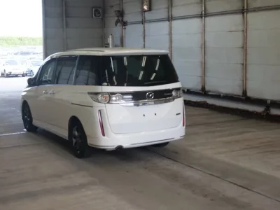 Mazda BIANTE